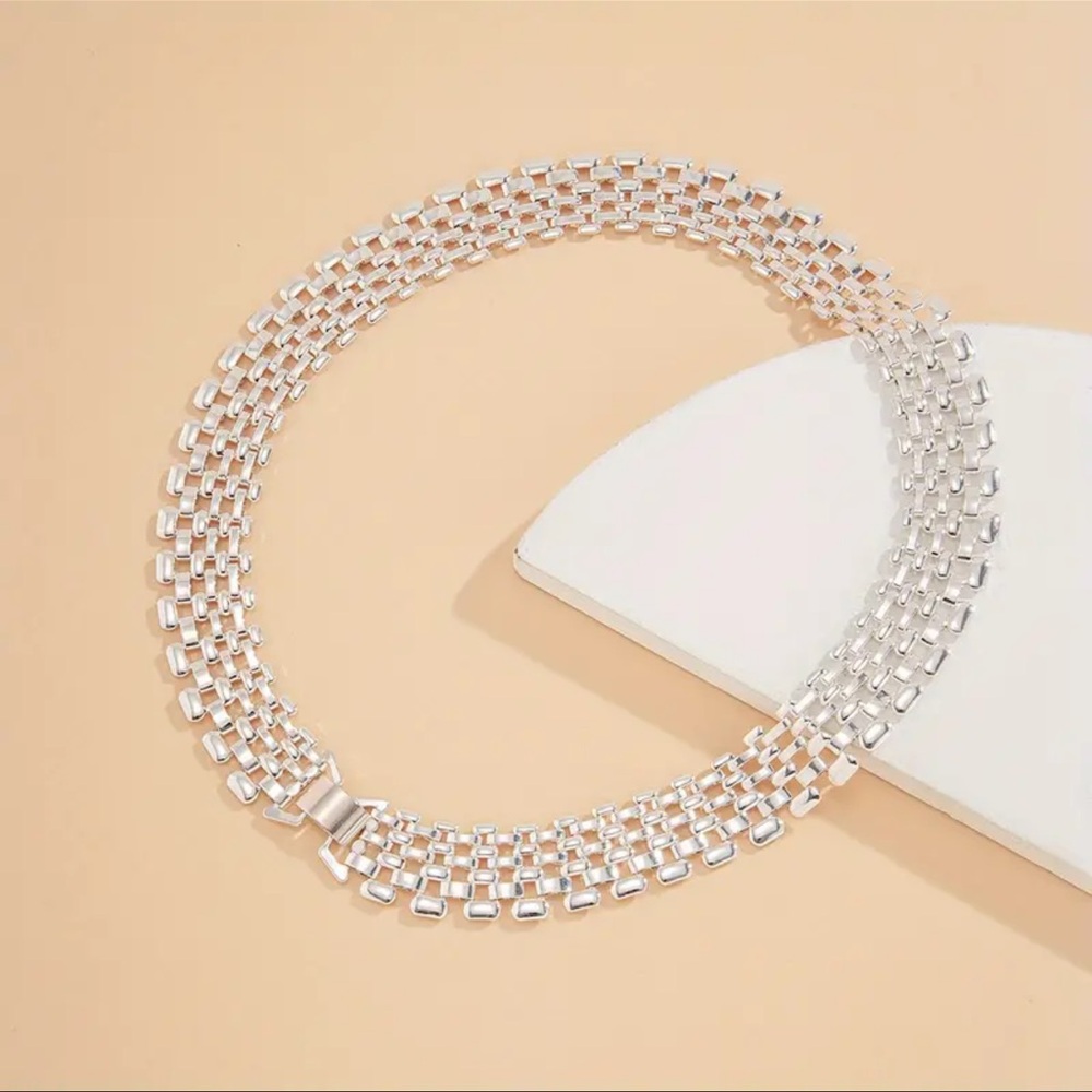 Exaggerated Hollow Chain Necklace Punk Hip-hop Style Silver Color Necklace - Picture 4 of 7